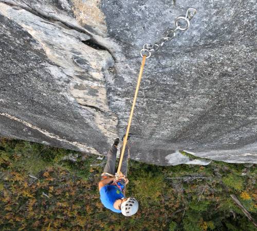 Sport climbing anchor rappel