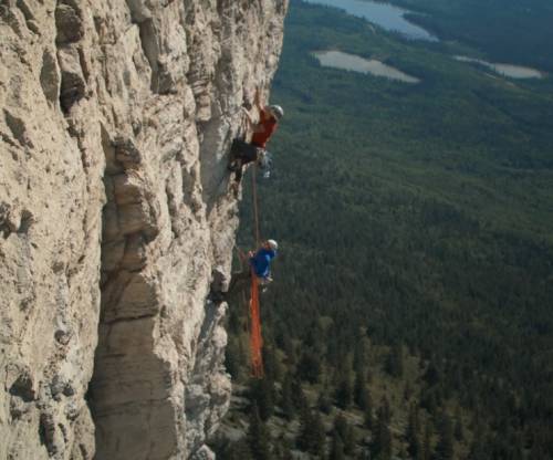 Multi pitch climbing hanging belay