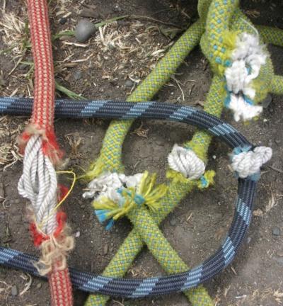 climbing with damaged rope abseil with a damaged rope core shot ropes