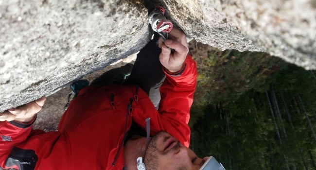 trad climbing girl
